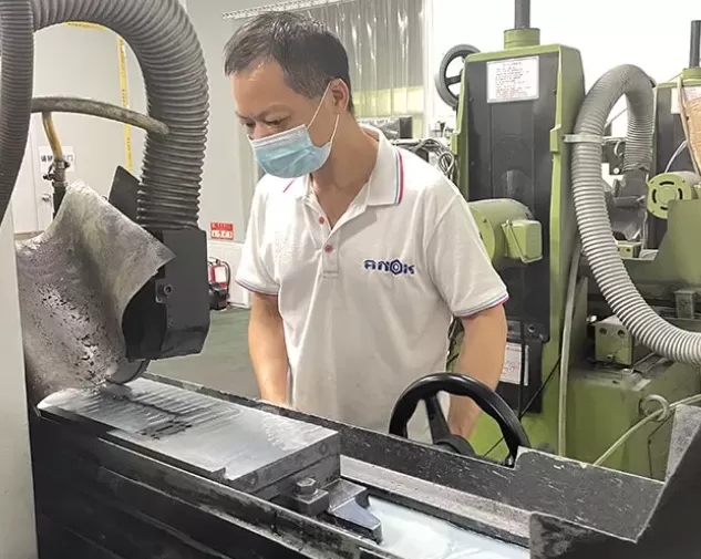 Surface Grinding Service.png Surface Grinding Service.png